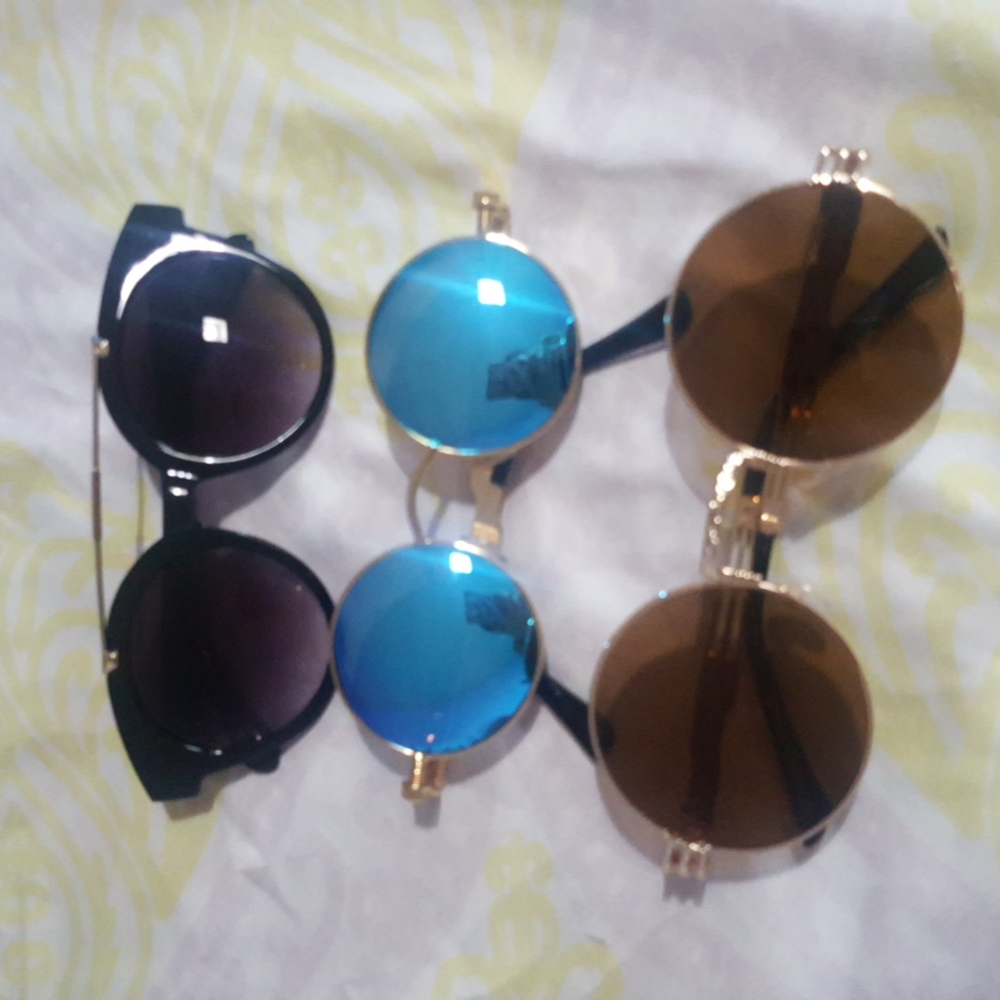 Sunglasses - Picture 1 of 11
